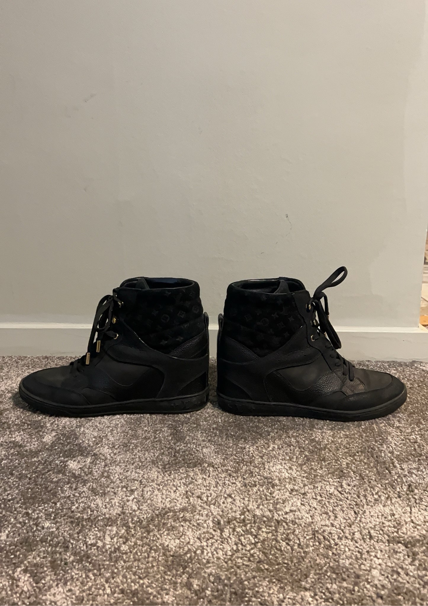 Louis Vuitton Run Away Sneakers