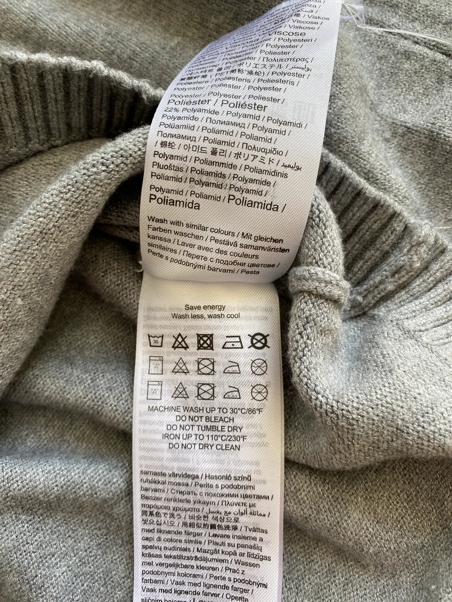 Tricot Kashmir Sweater