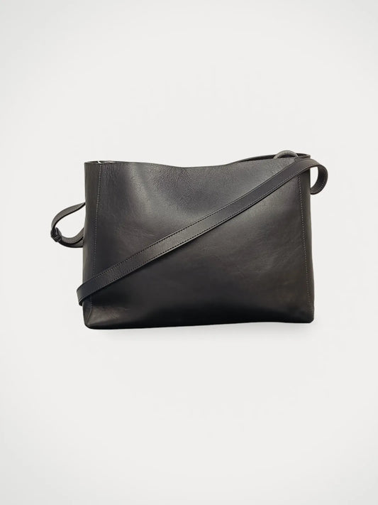 Flattered Hedda Midi-skinnaxelremsväska NWT