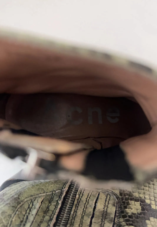 Acne Studios-skinnboots