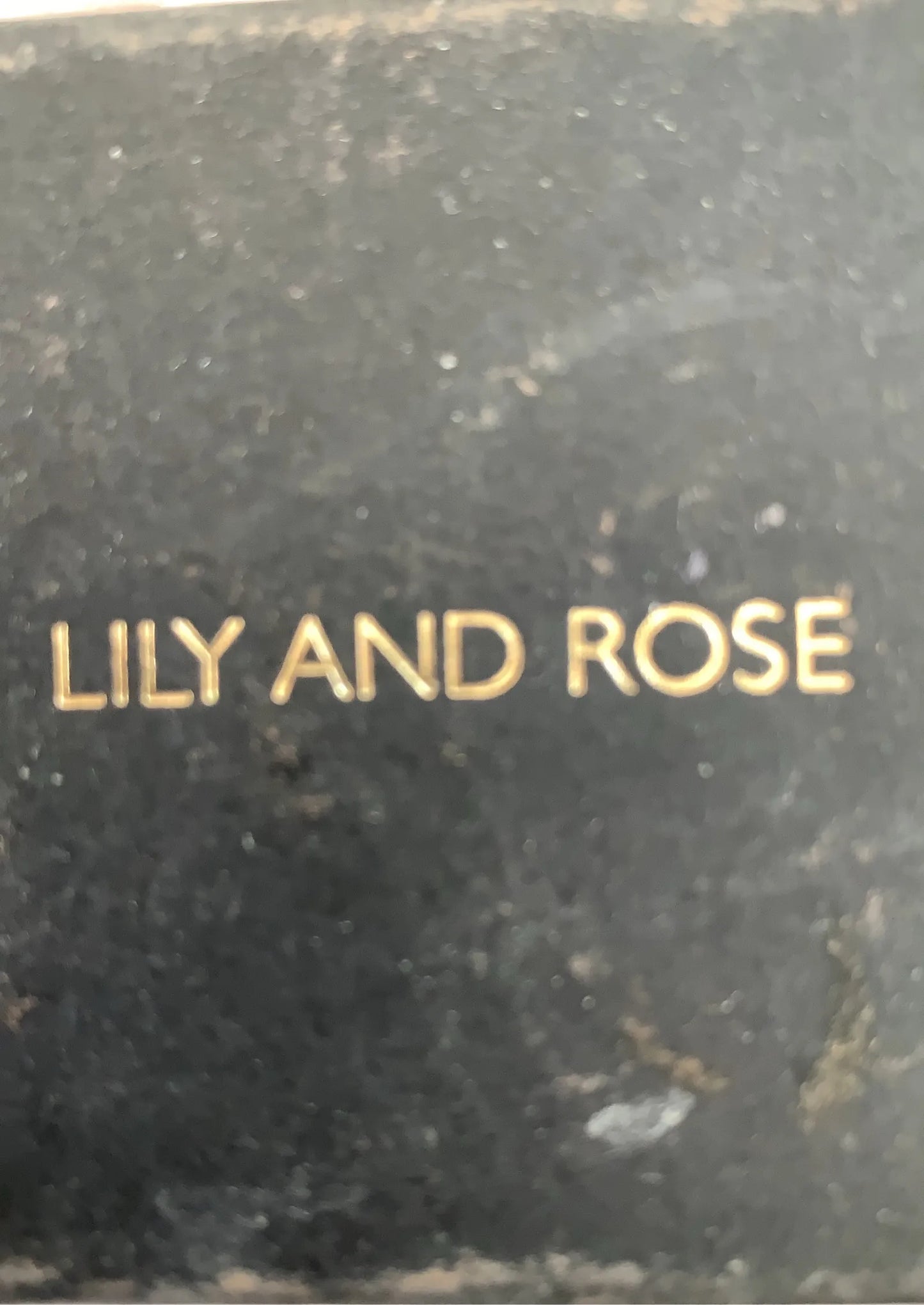 Lily & Rose Earring