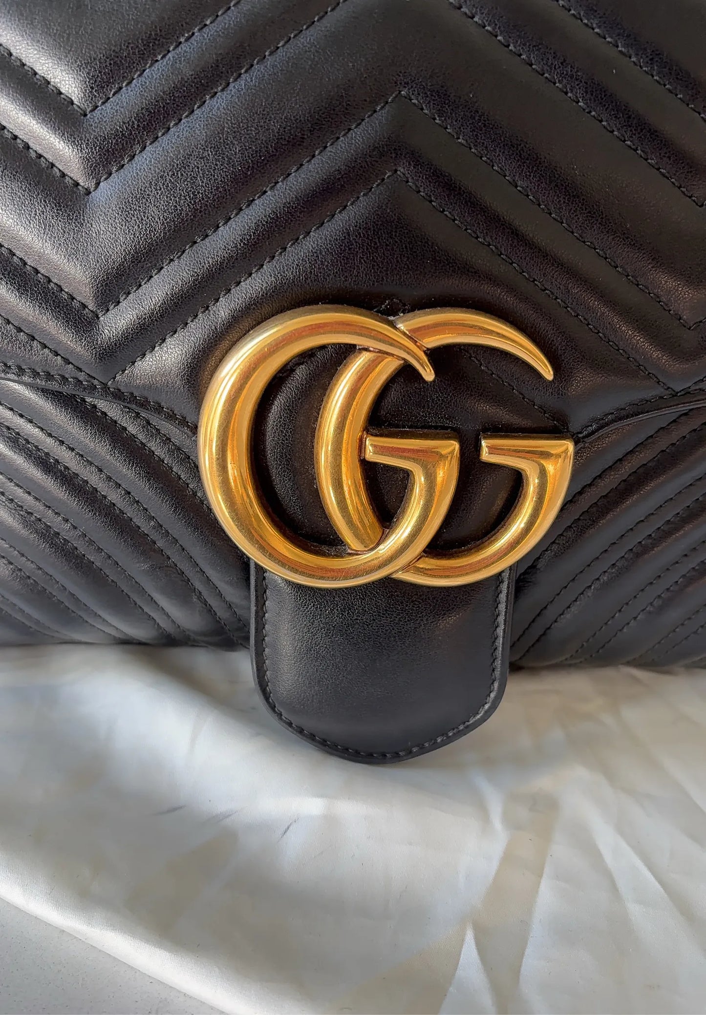 GG Marmont Flap Large Handbag