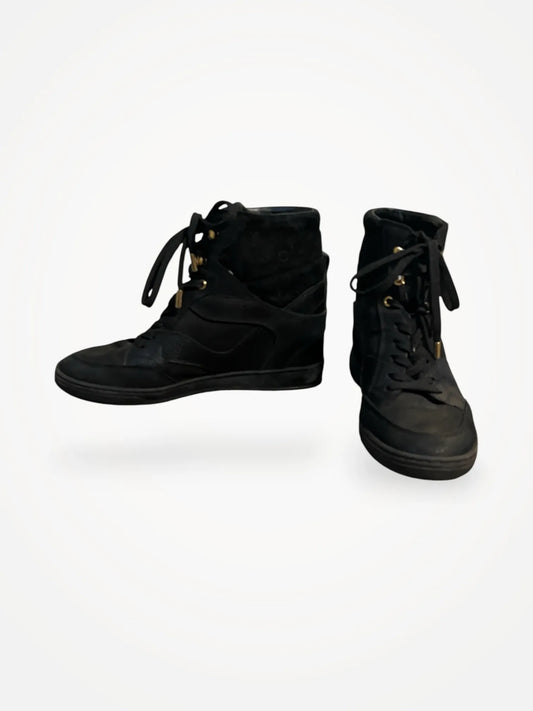 Louis Vuitton Run Away Sneakers