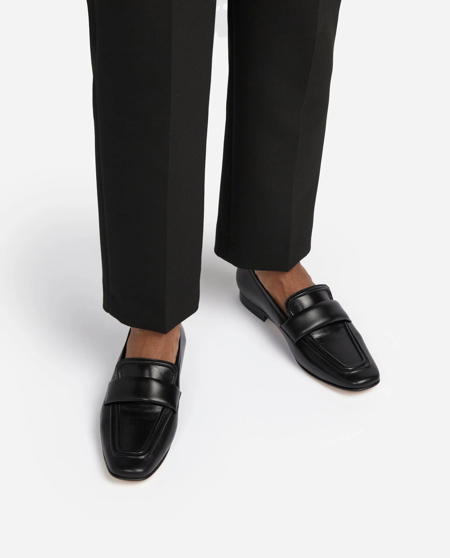 Flattered Vivienne Black Leather-skinnloafers NWOT