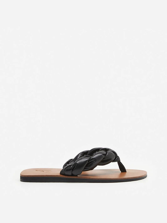 Flattered Blanche Black Leather Flip-flops