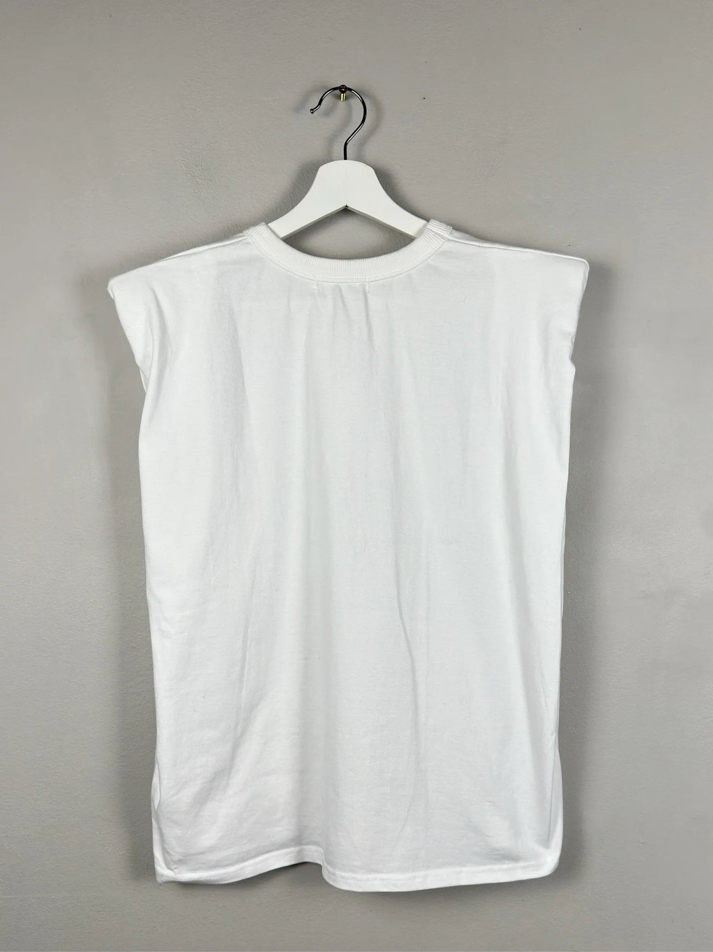 The Frankie Shop Eva Padded Shoulder Muscle T-shirt