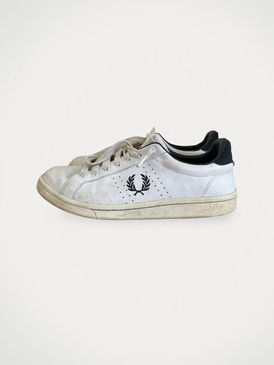 Fred Perry-skinnsneakers