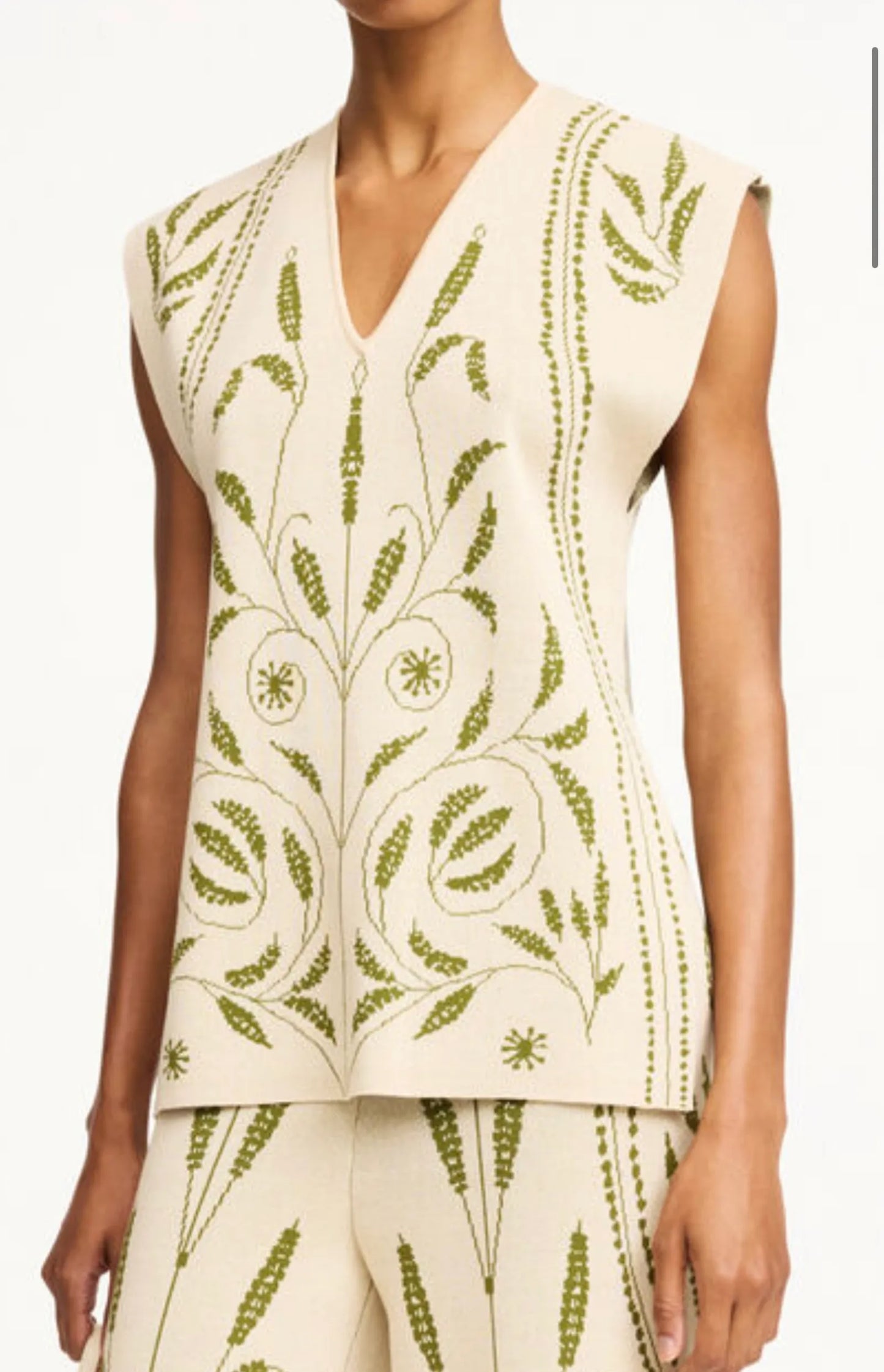 By Malene Birger Isolt Vest