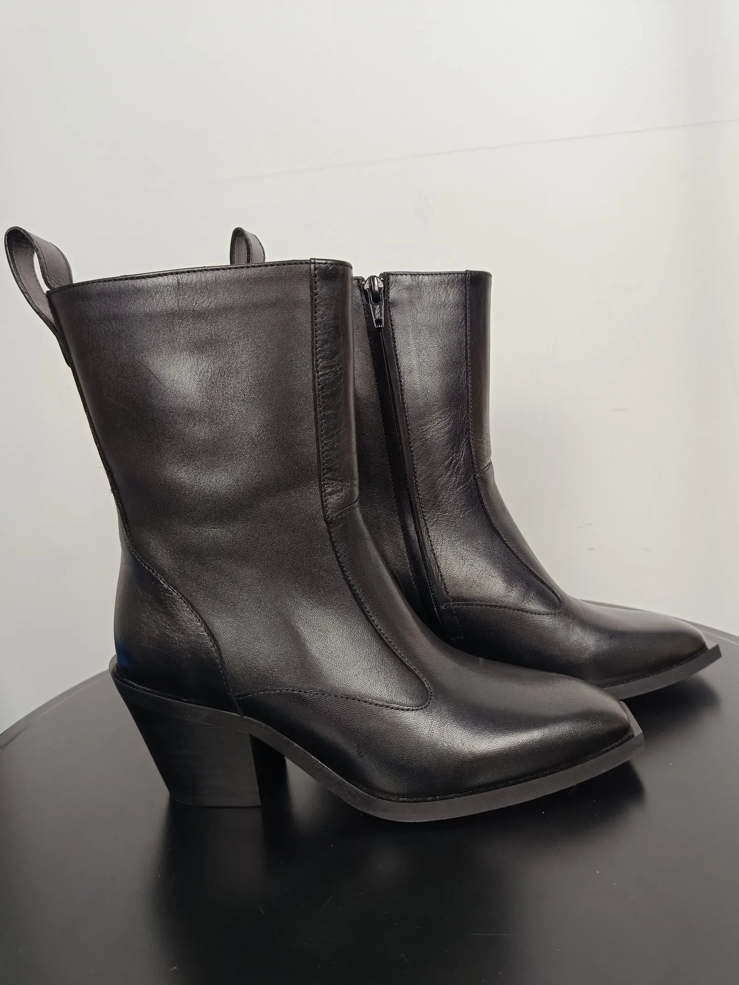 Flattered Cher Leather Black-skinnboots NWOT