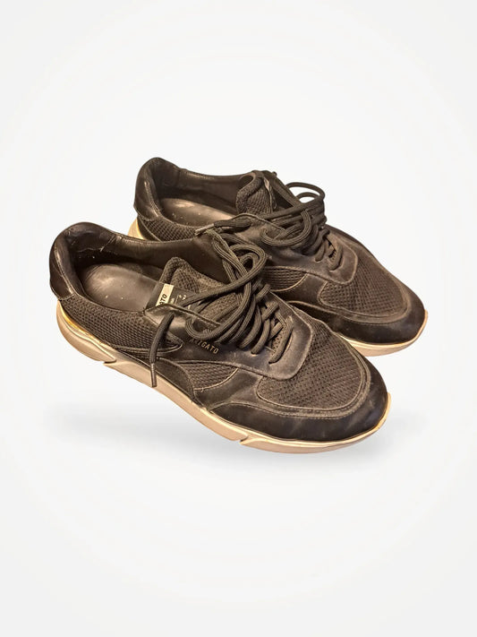 Axel Arigato Sneakers