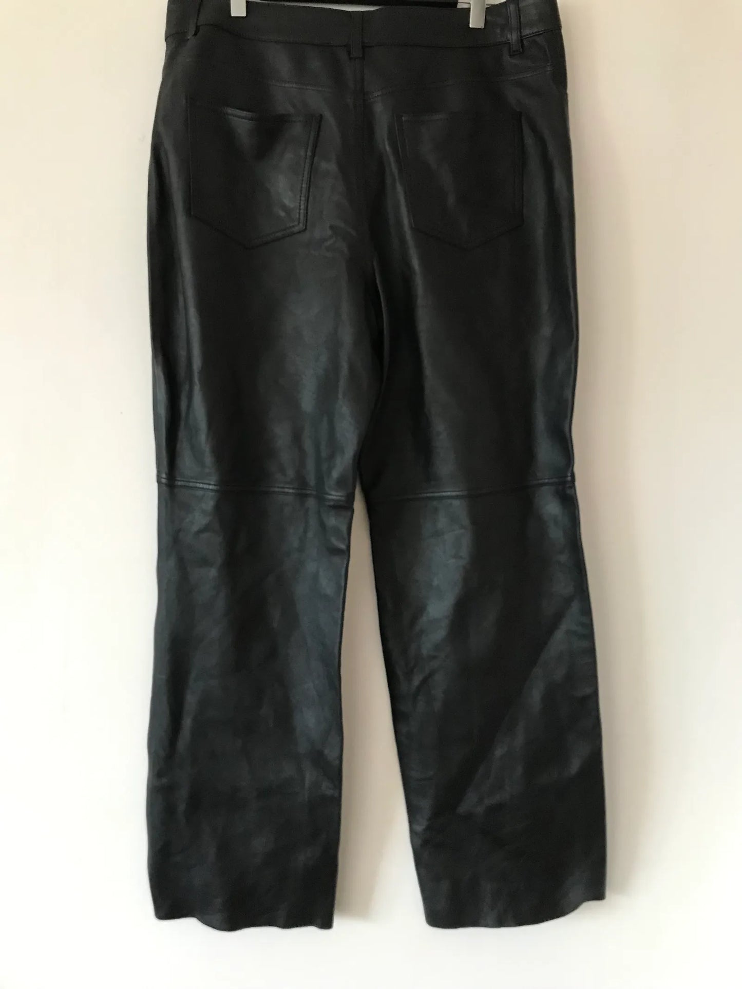 H&M Loose Fit Leather-skinnbyxor NWT