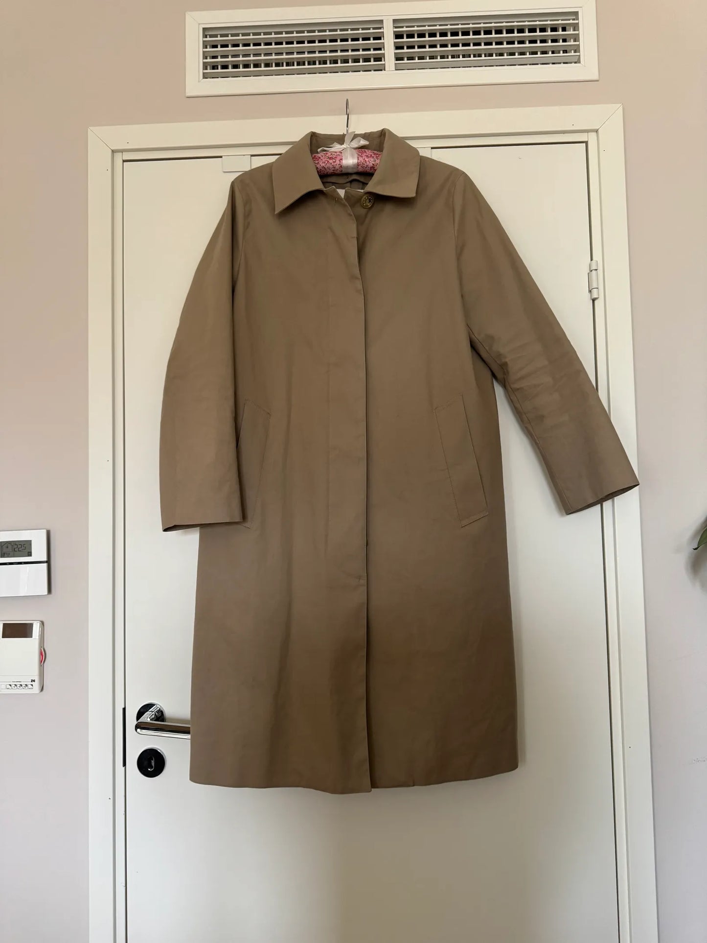 Mackintosh Dunkeld Fawn Raintec Trenchcoat