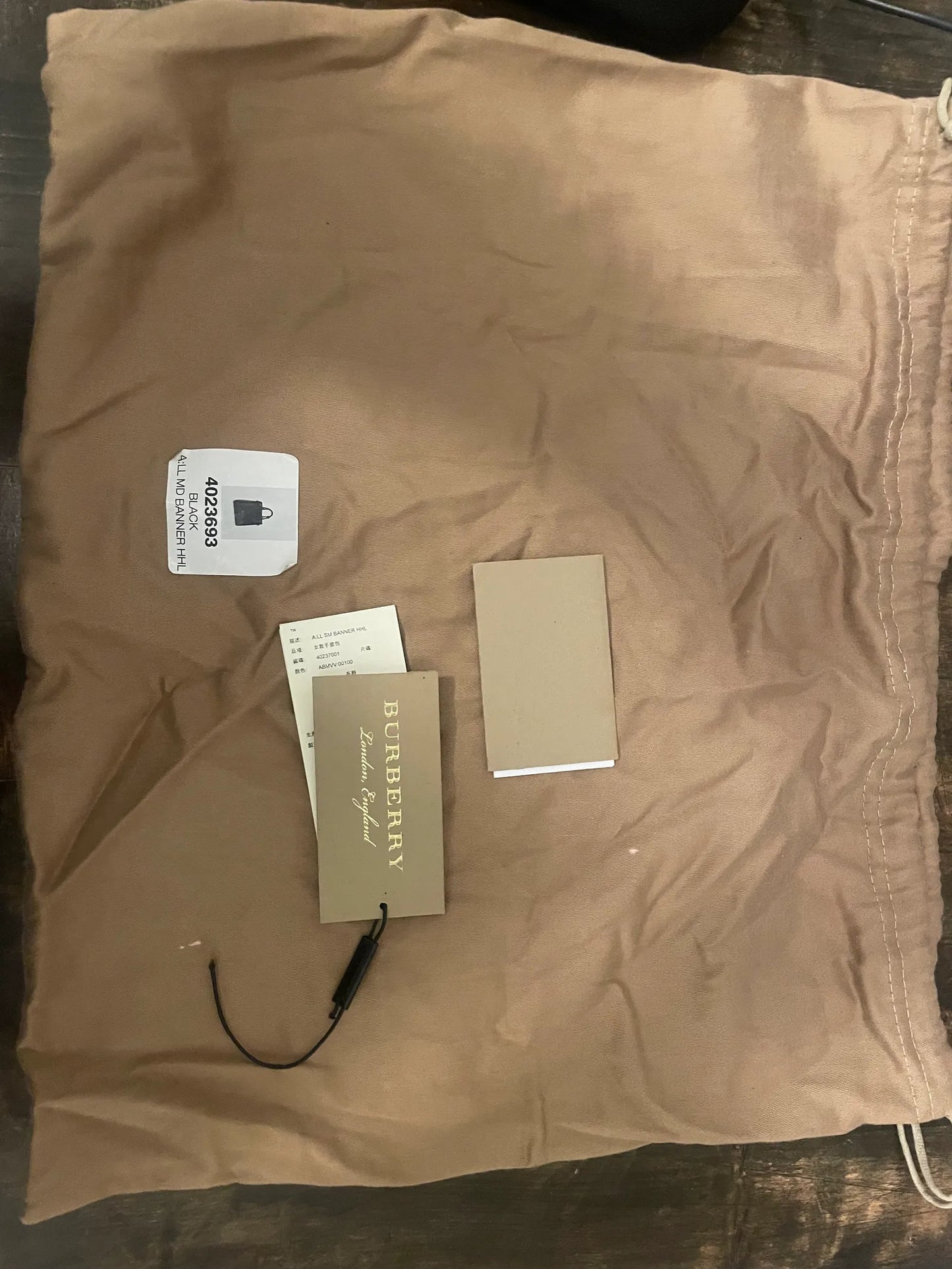 Burberry Md Banner Hh-skinnhandväska NWOT