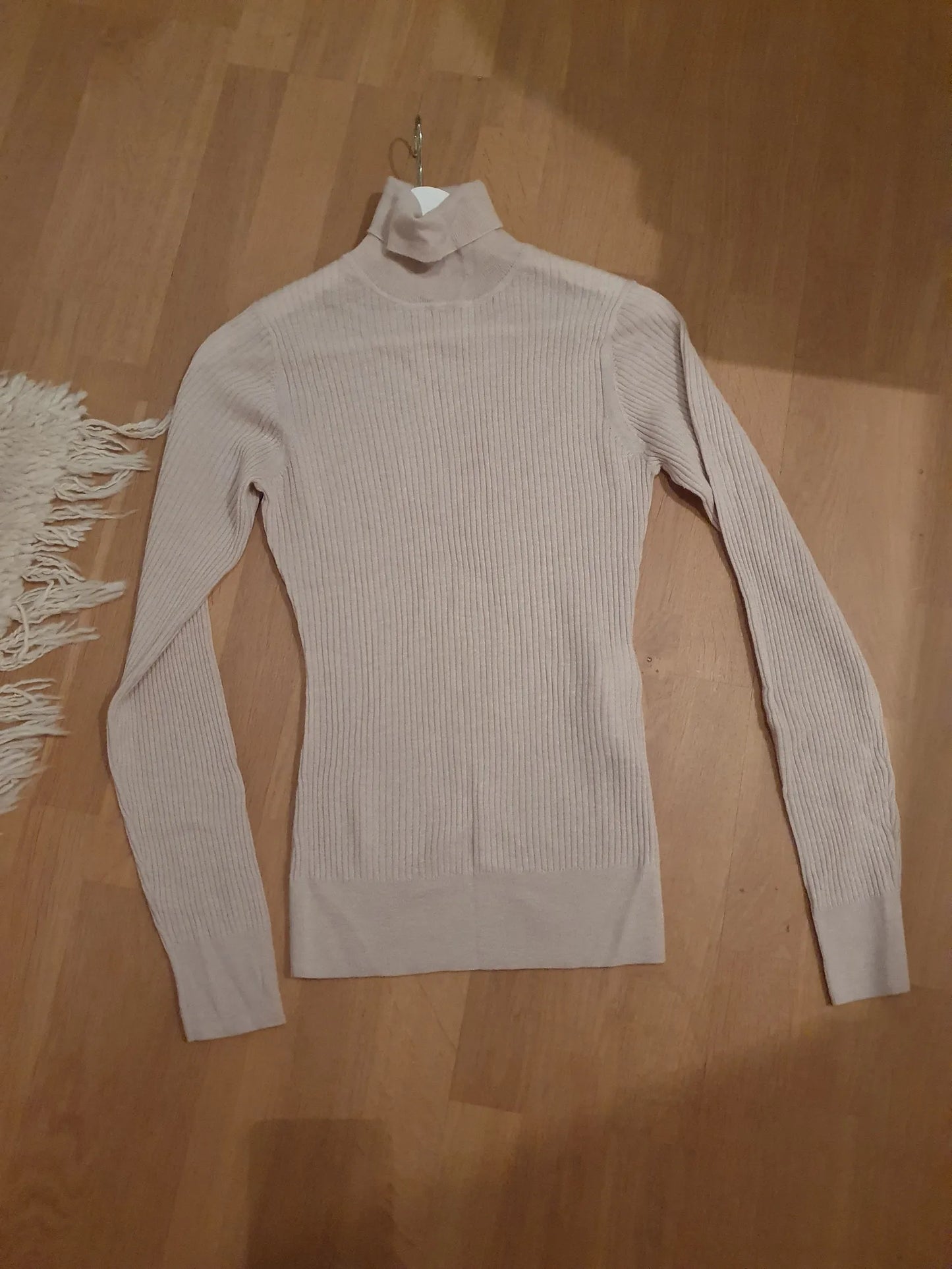 Filippa K-ulltröja NWOT