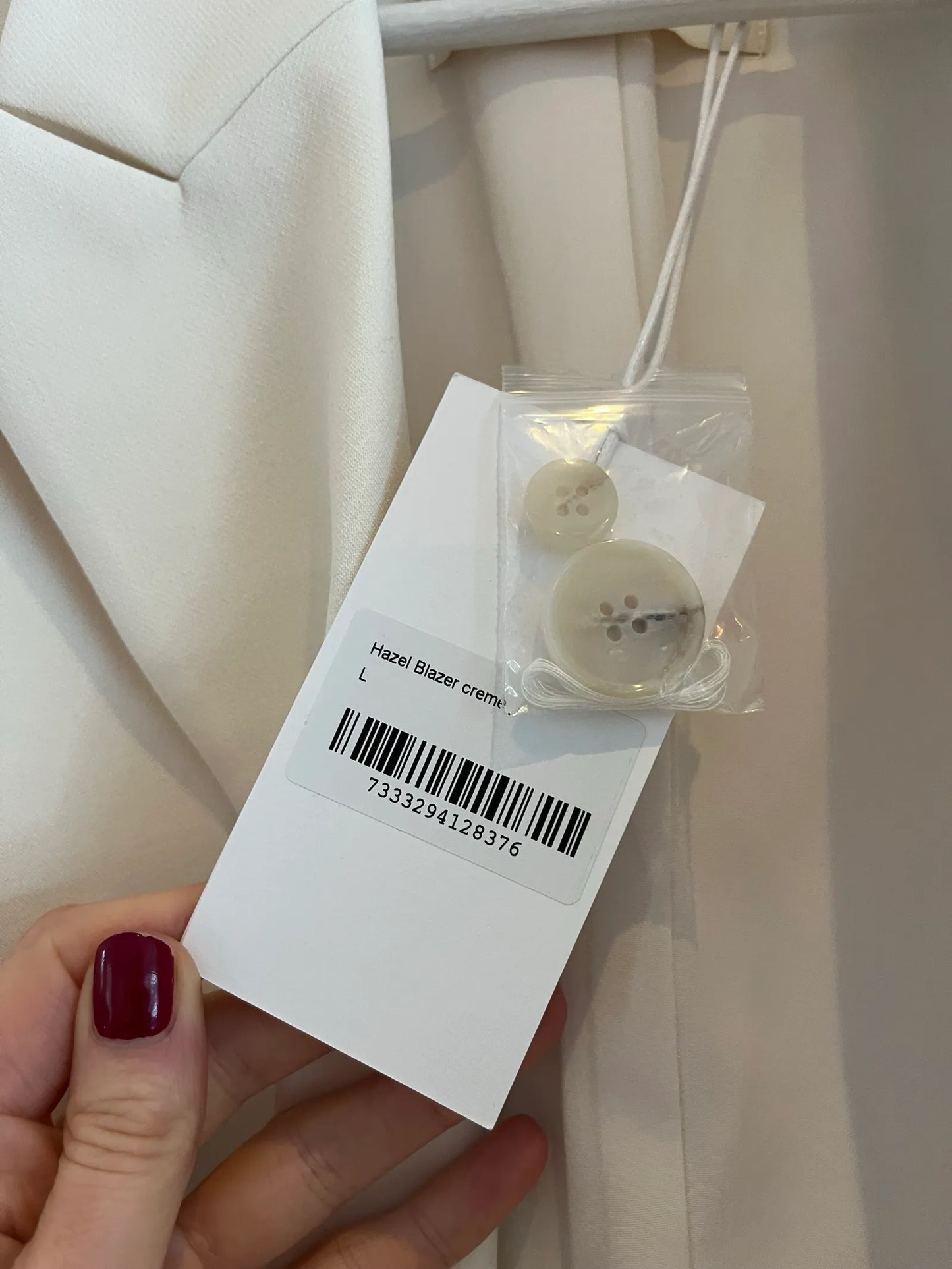 Wakakuu Hazel Creme Blazer