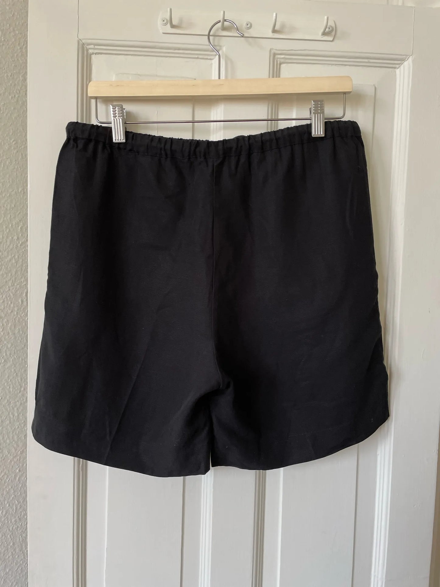 Toteme Press-creased Drawstring-linneshorts NWOT