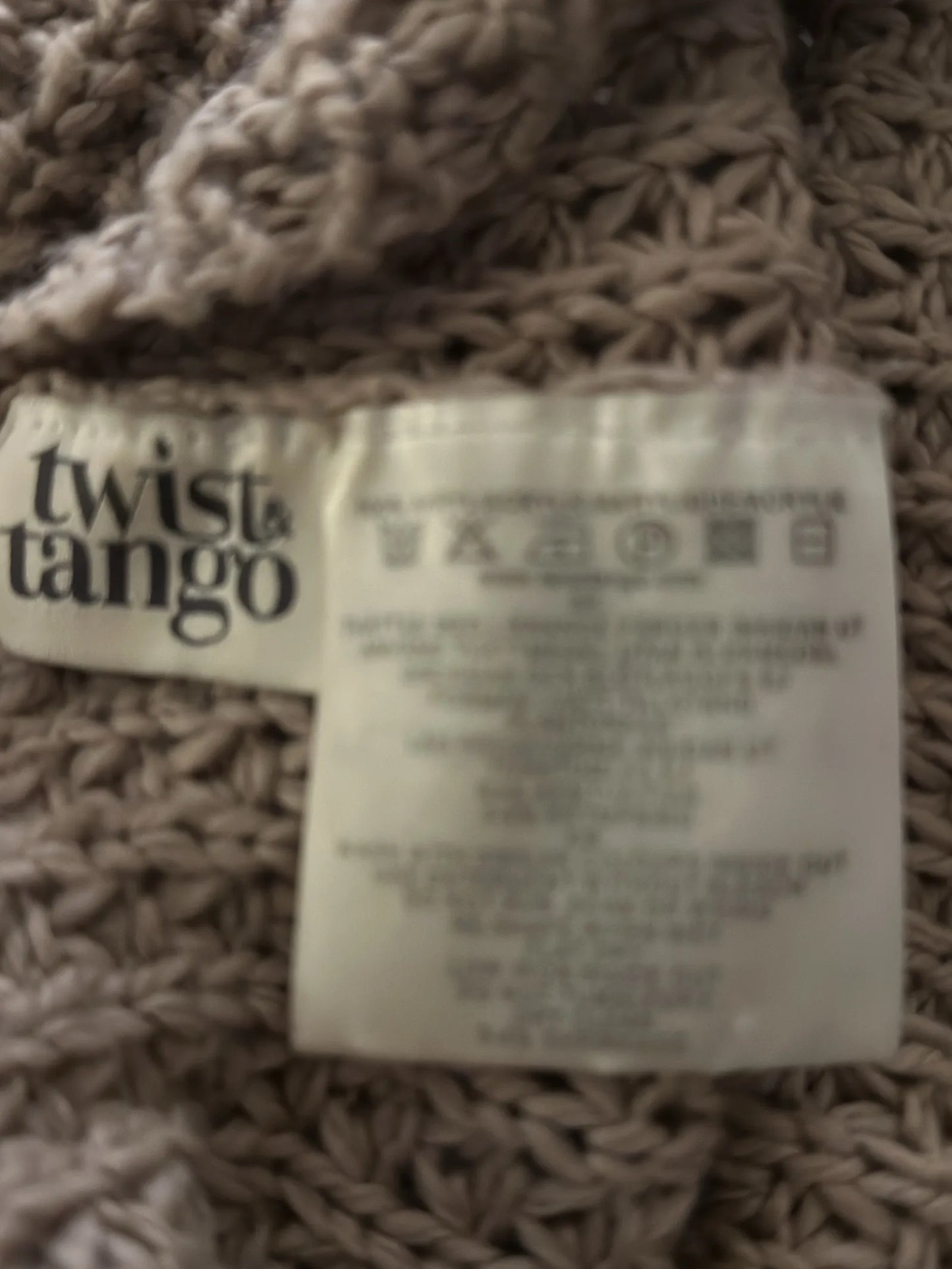 Twist & Tango Hat