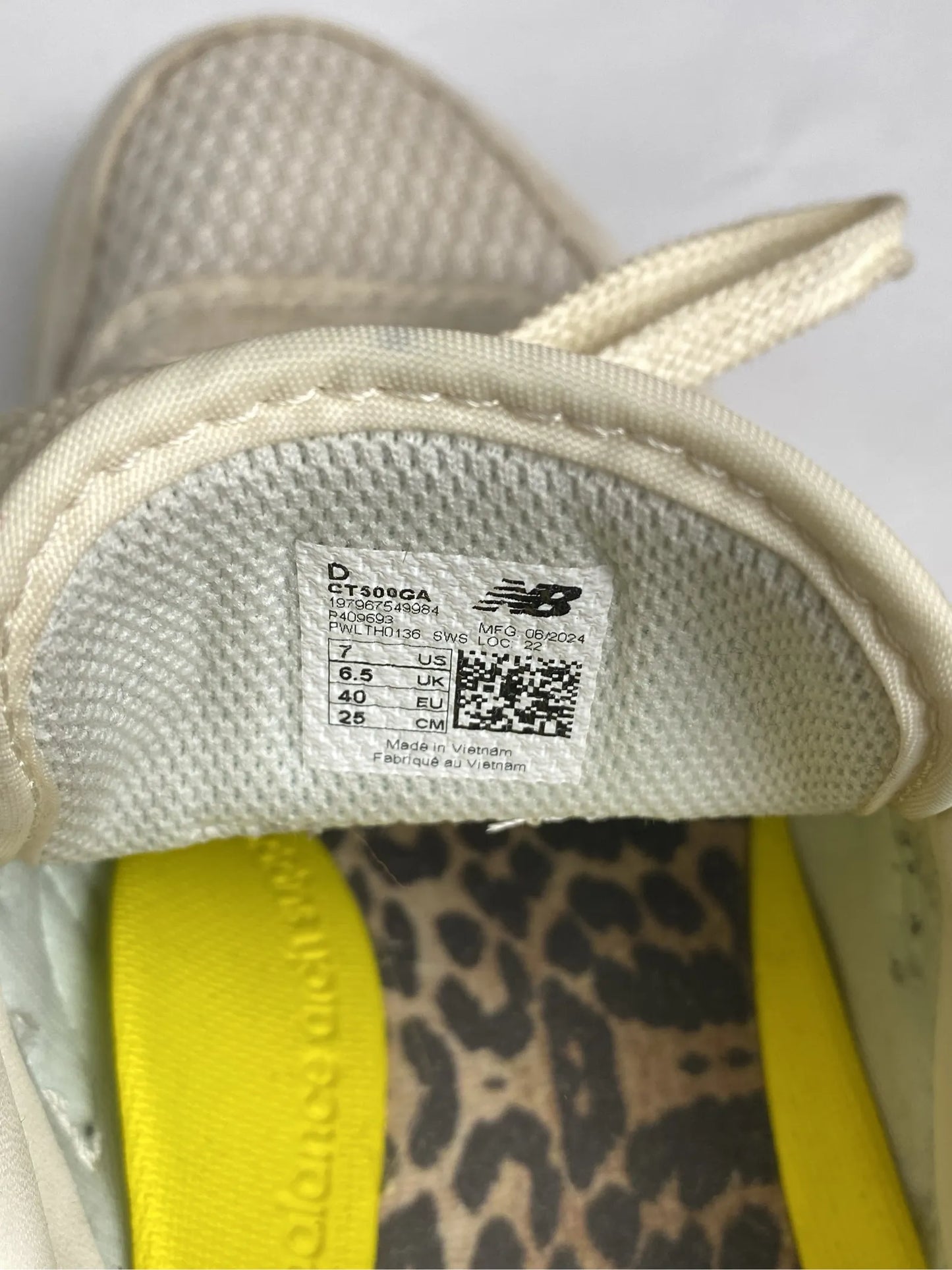 New Balance T500 Sneakers