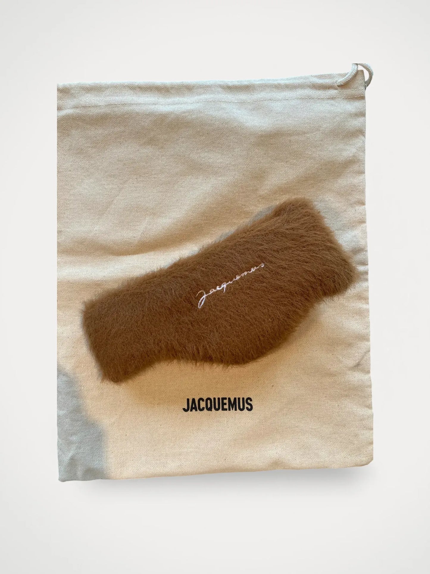 Jacquemus Le Bandeau Neve Logo Headband-mössa