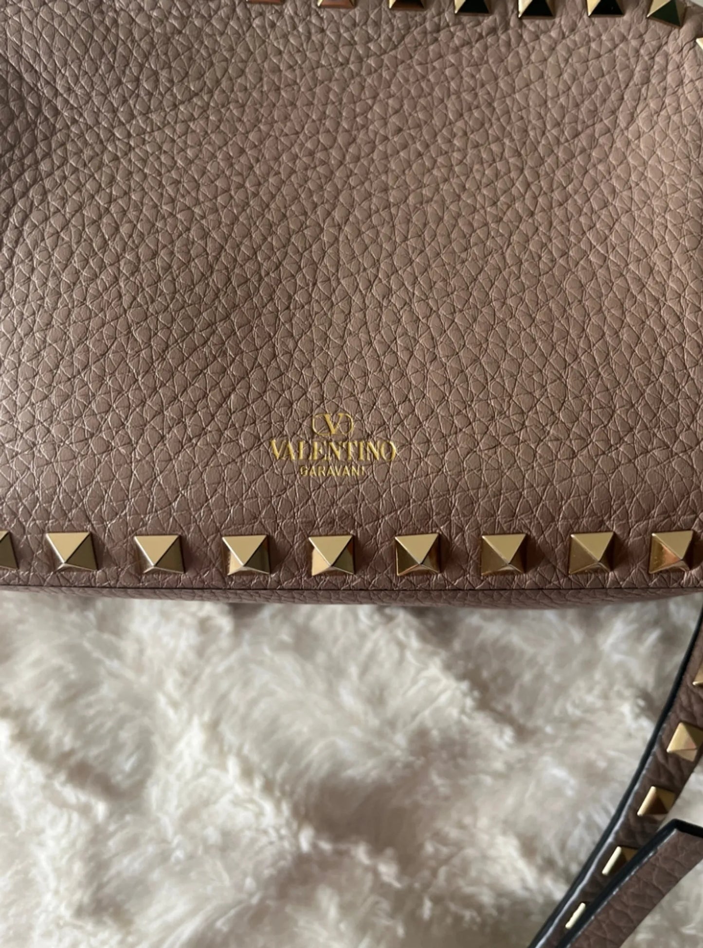 Valentino Small Rockstud Grainy Leather Shoulder bag