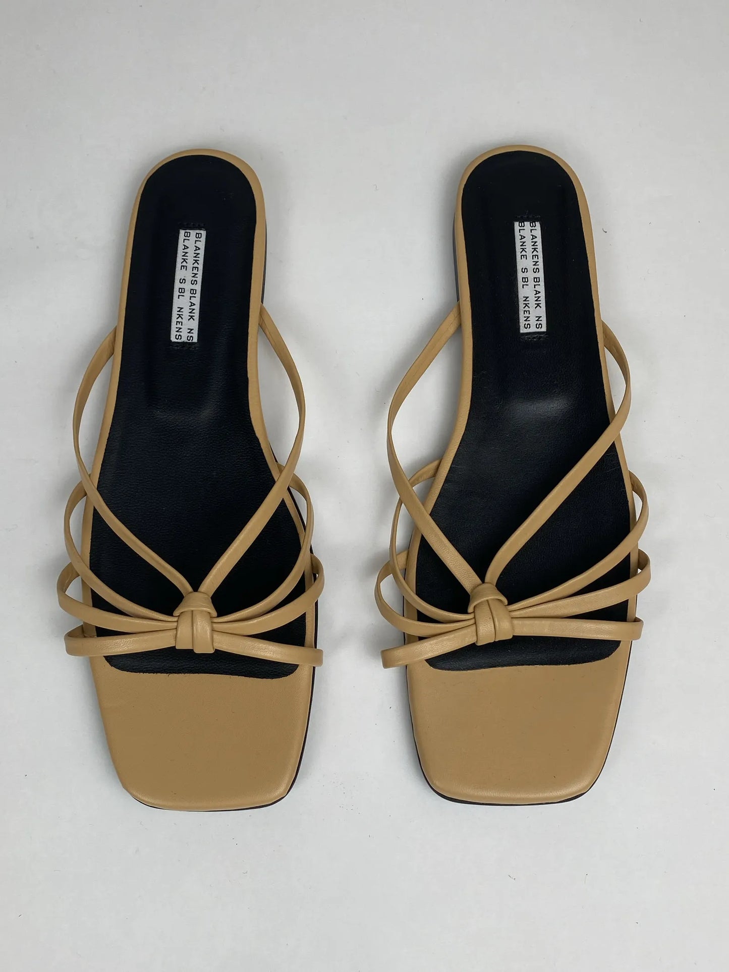 Blankens The Jennie Flat Beige Sandals