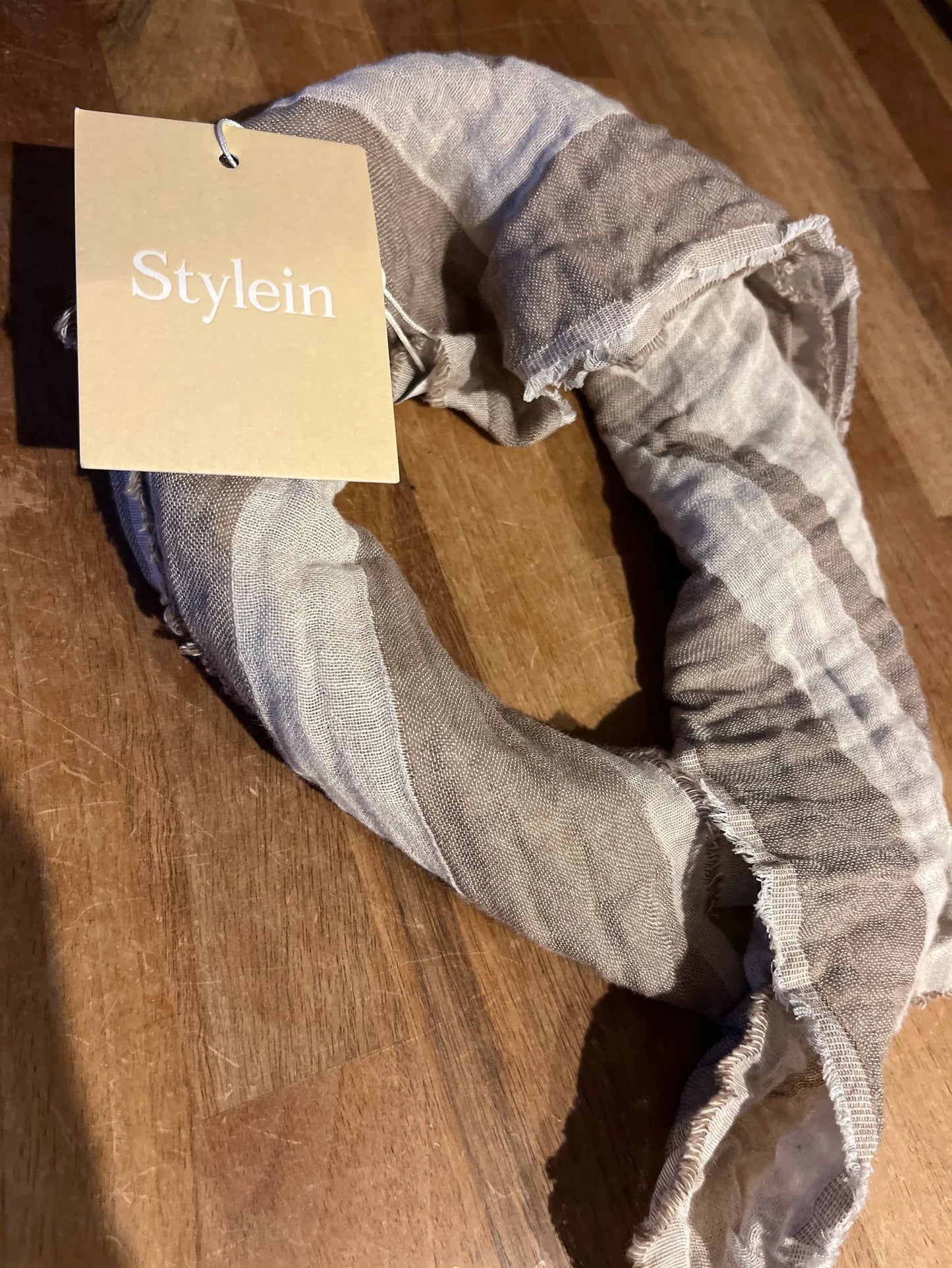 Stylein Ynes-sjal NWT