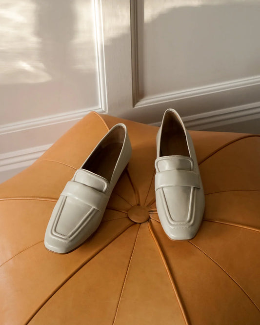 Flattered Vivienne Creme Leather-skinnloafers NWOT