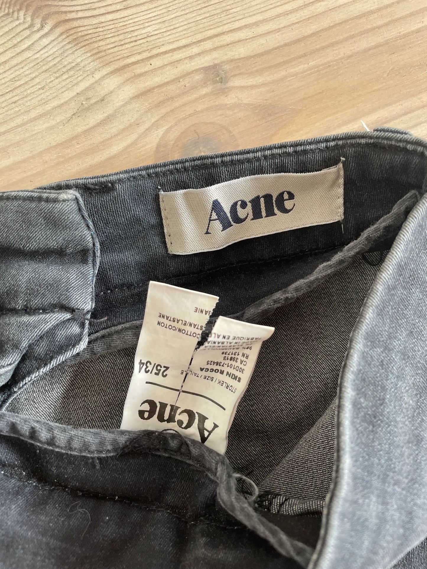 Acne Studios Skin Rocca-jeans