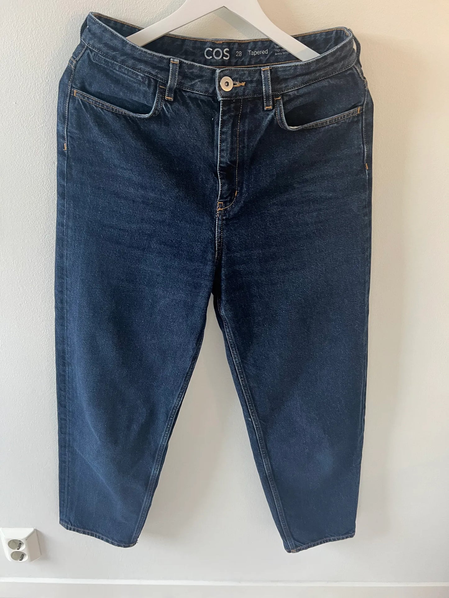 Cos Tapered-jeans