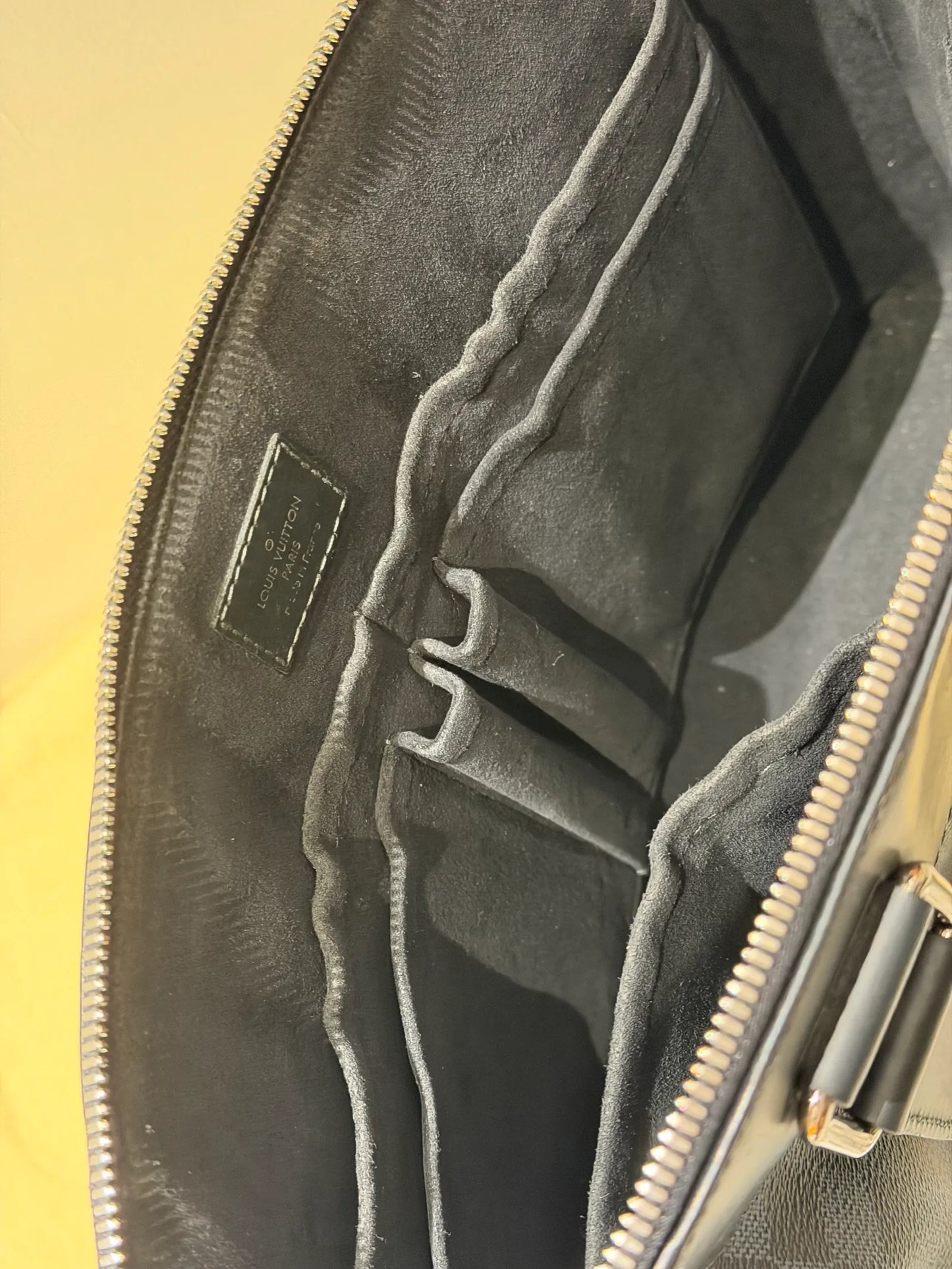 Louis Vuitton Porte Documents Jour Computer case