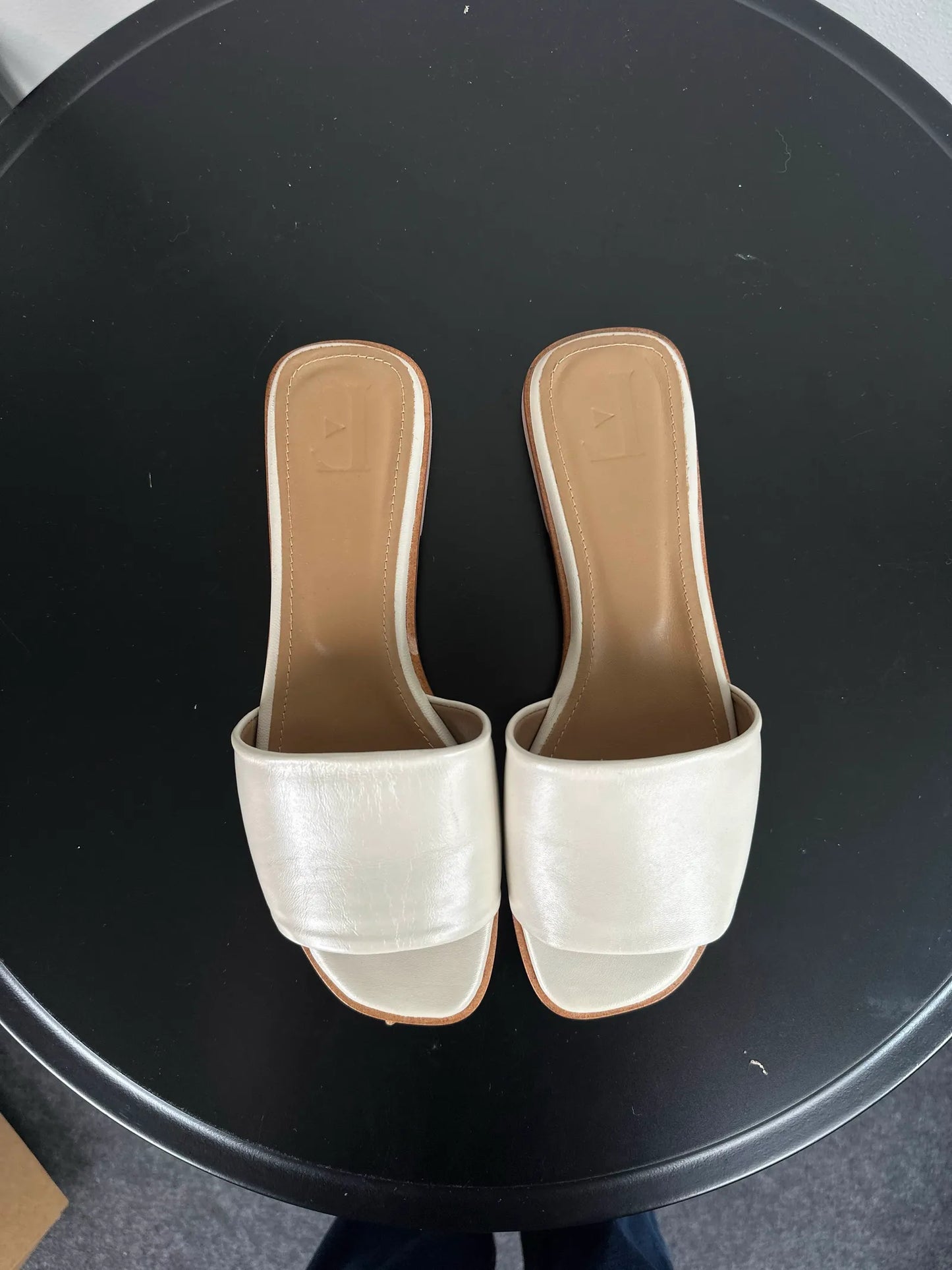 Flattered Mouna Leather White Sandals