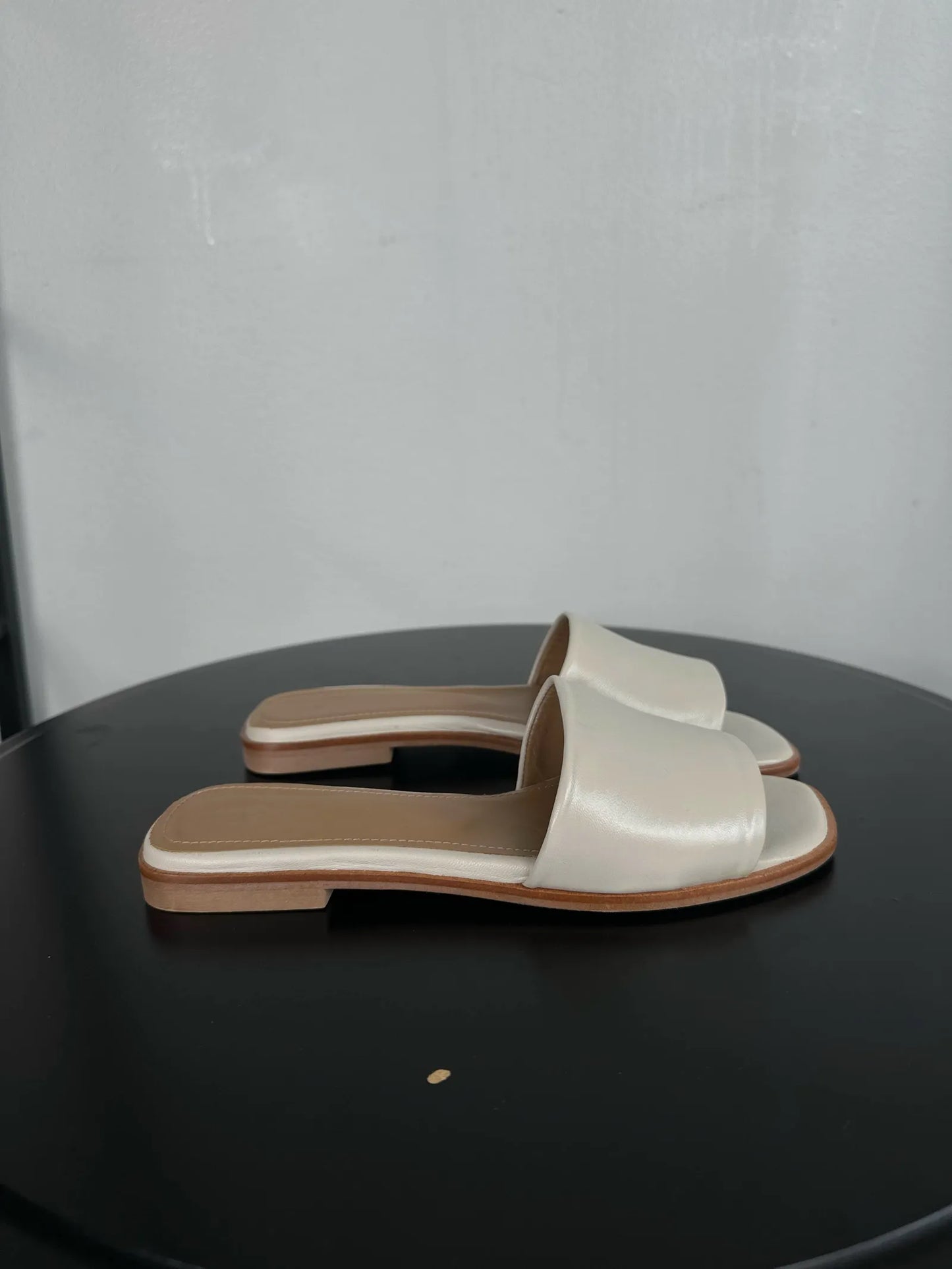 Flattered Mouna Leather White Sandals
