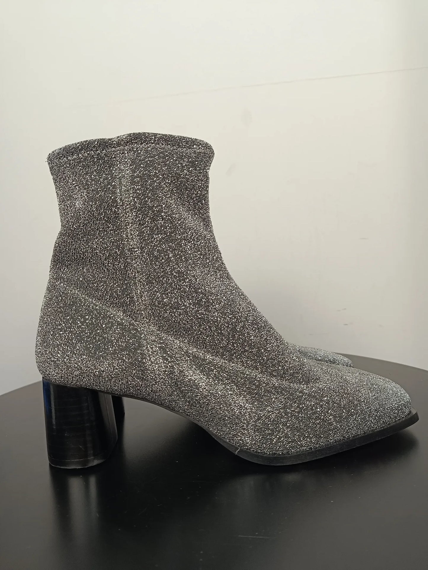 Flattered Margaret Textile Silver-boots NWOT