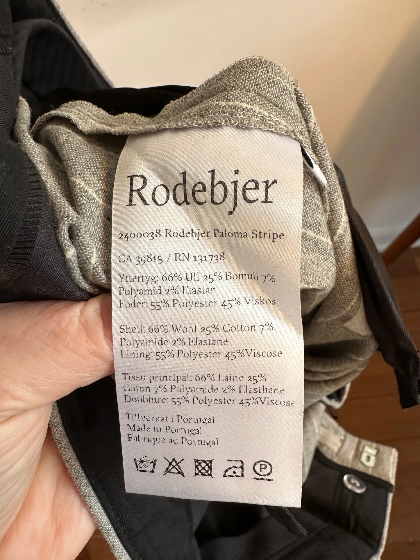 Rodebjer Paloma Stripe () Lagia-ullkostym