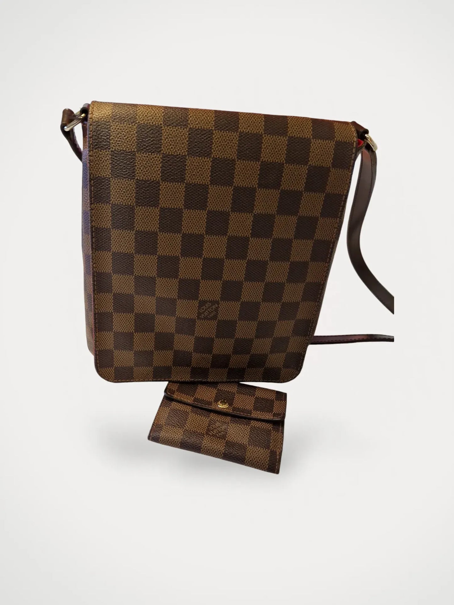 Louis Vuitton-skinnaxelremsväska