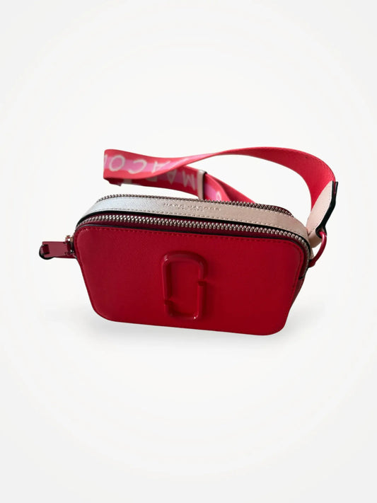 Marc Jacobs-axelremsväska