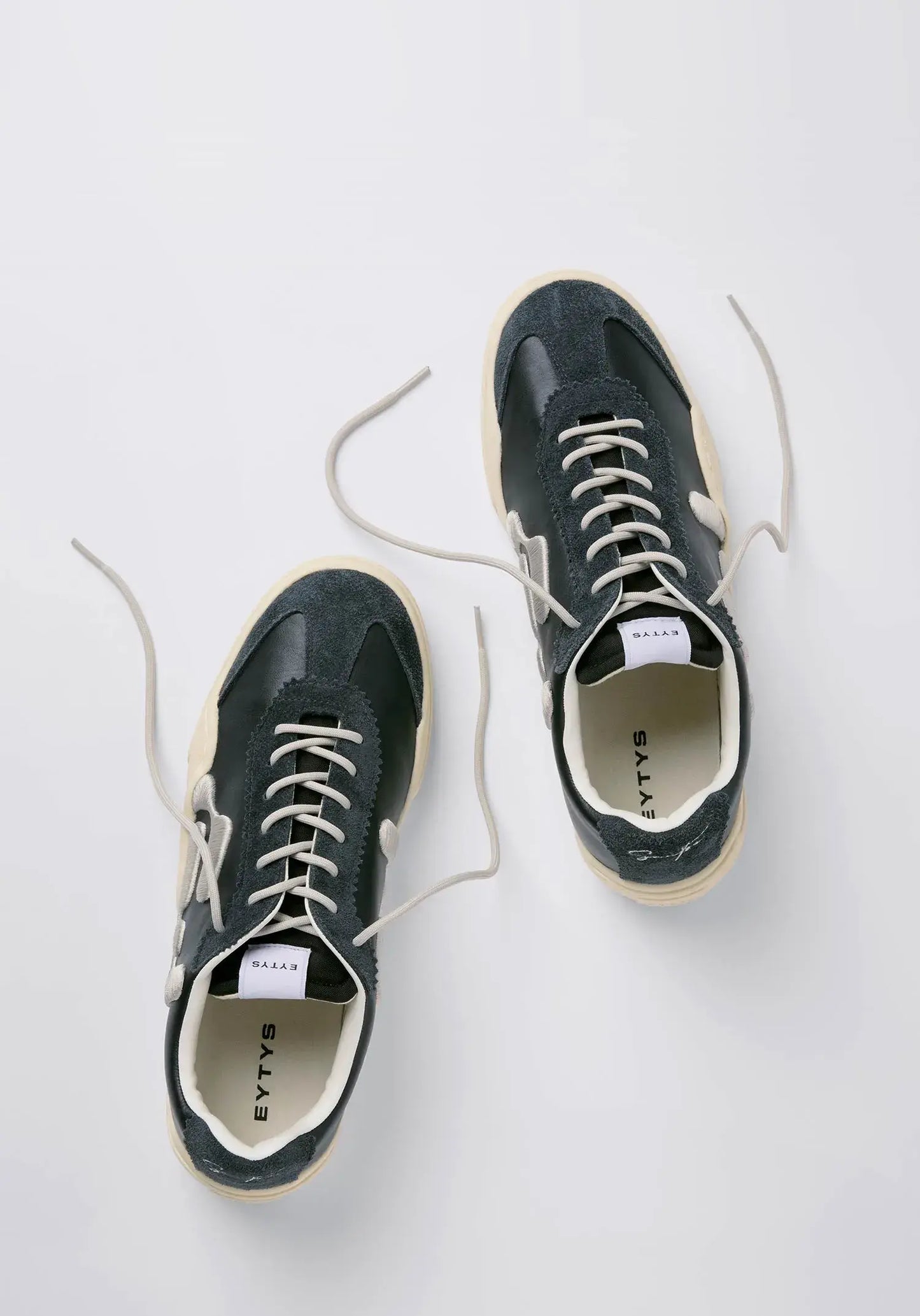 Eytys Santos Leather Orca-skinnsneakers