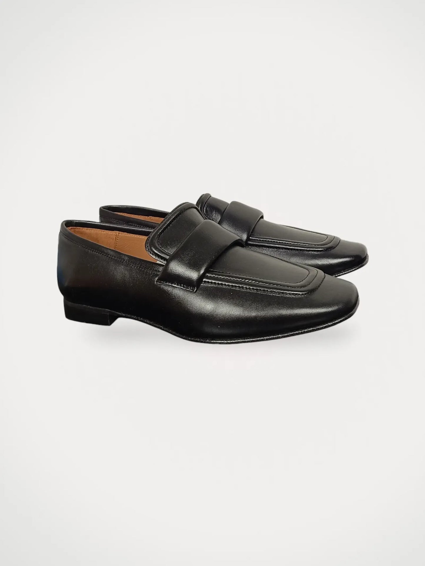 Flattered Vivienne Black Leather-skinnloafers NWOT