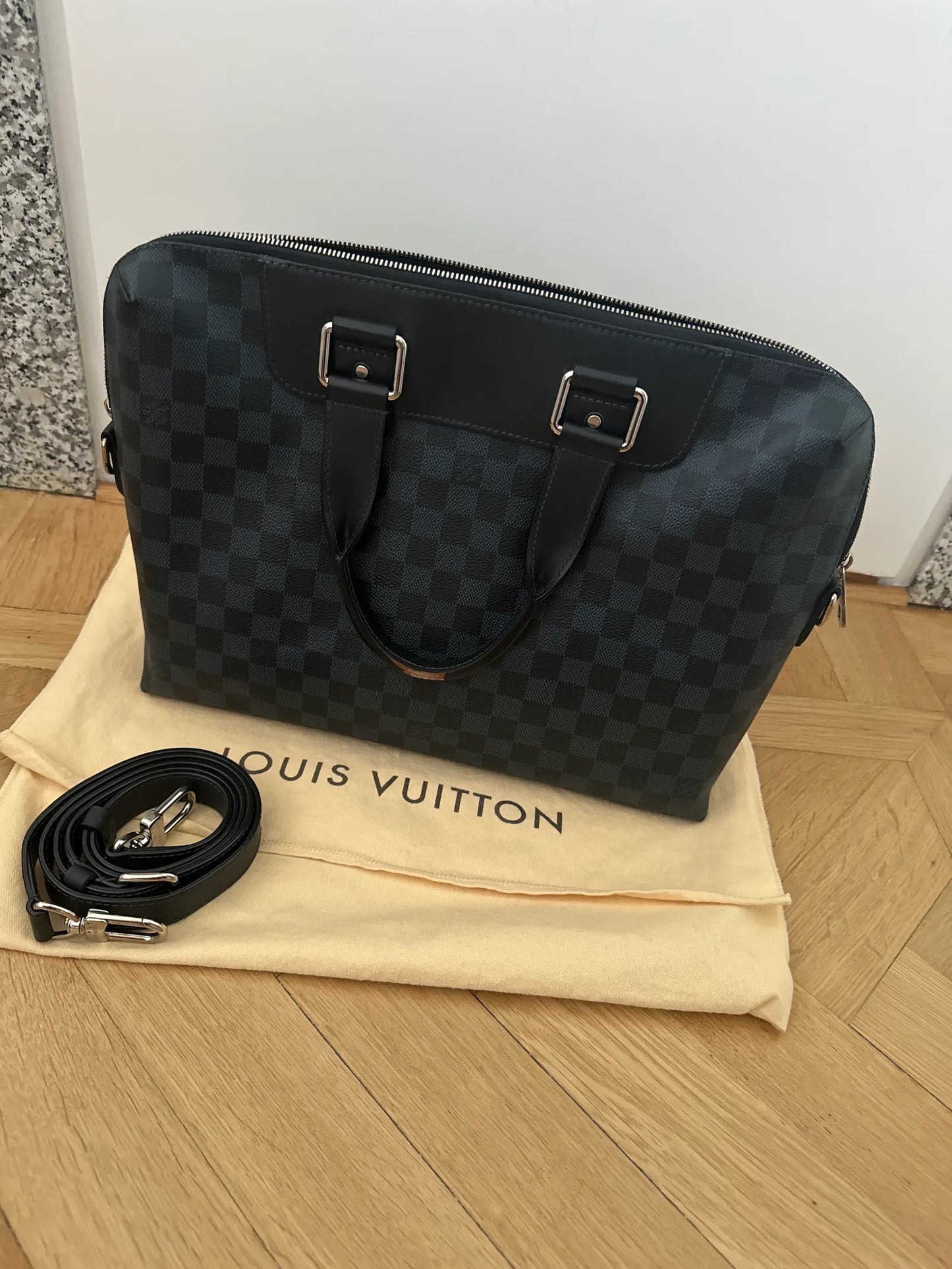 Louis Vuitton Porte-documents Jour-datorväska