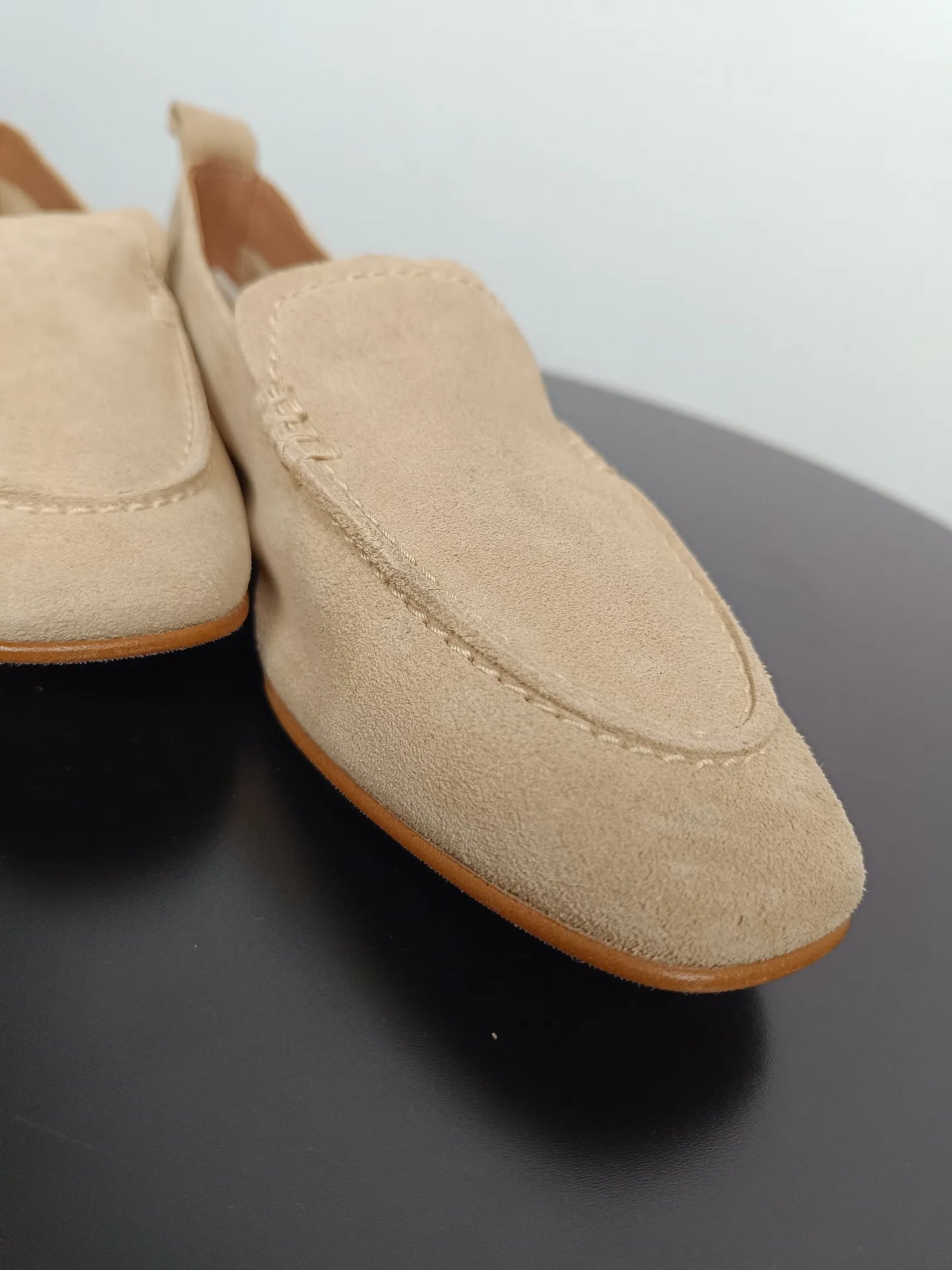 Flattered Vida Suede Sand-loafers