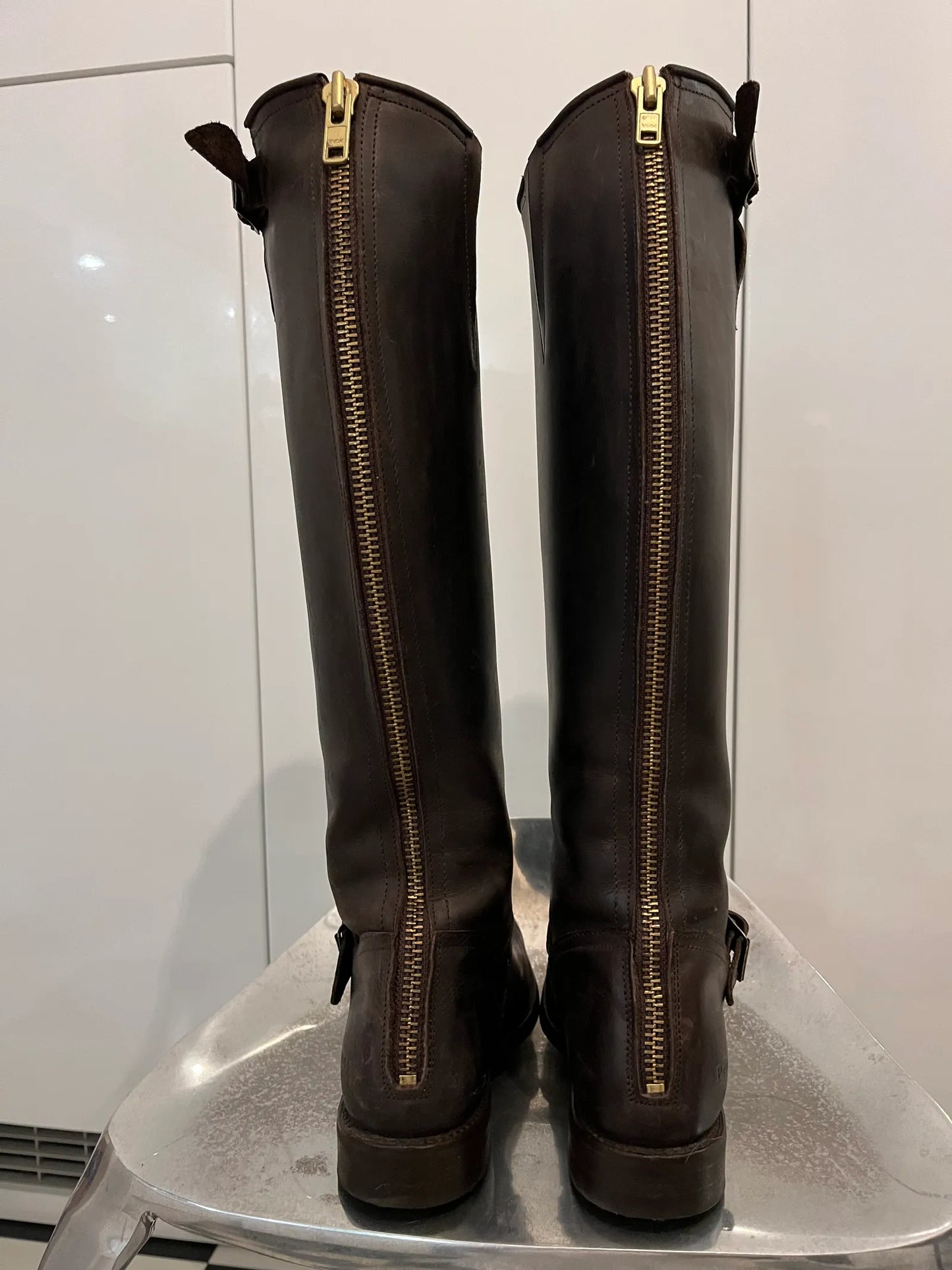 Primeskinnboots-boots