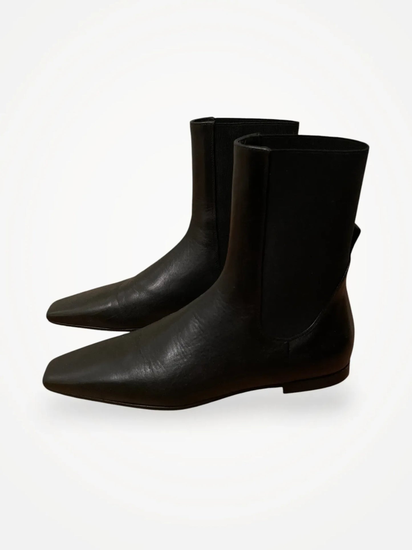 Toteme Chelsea Boots