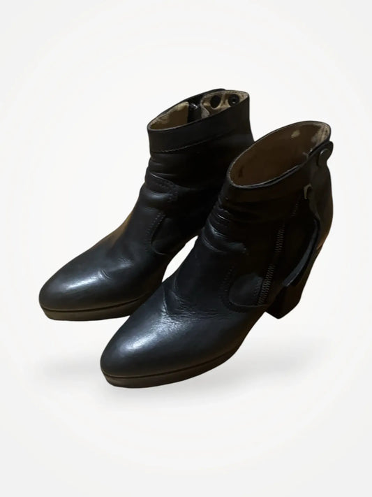 Acne Studios Track Boots