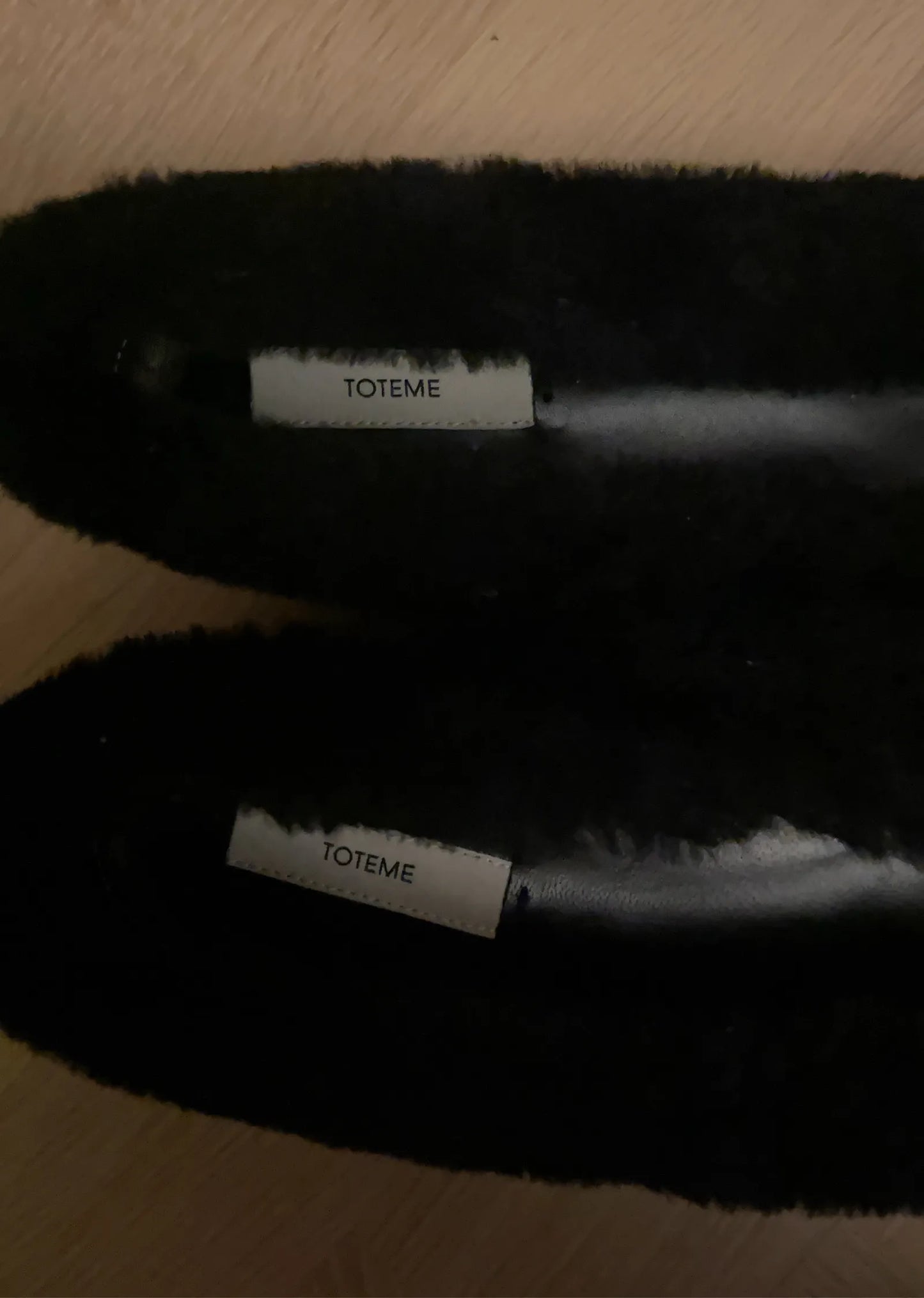 Toteme Shearling-trimmed Velvet Ballet Flats Ballet flats