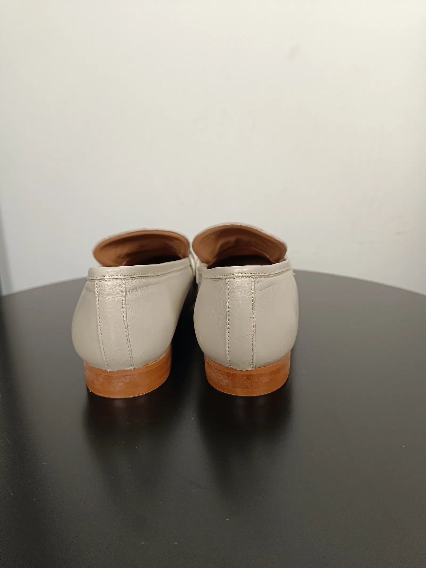 Flattered Vivienne Creme Leather-skinnloafers NWT