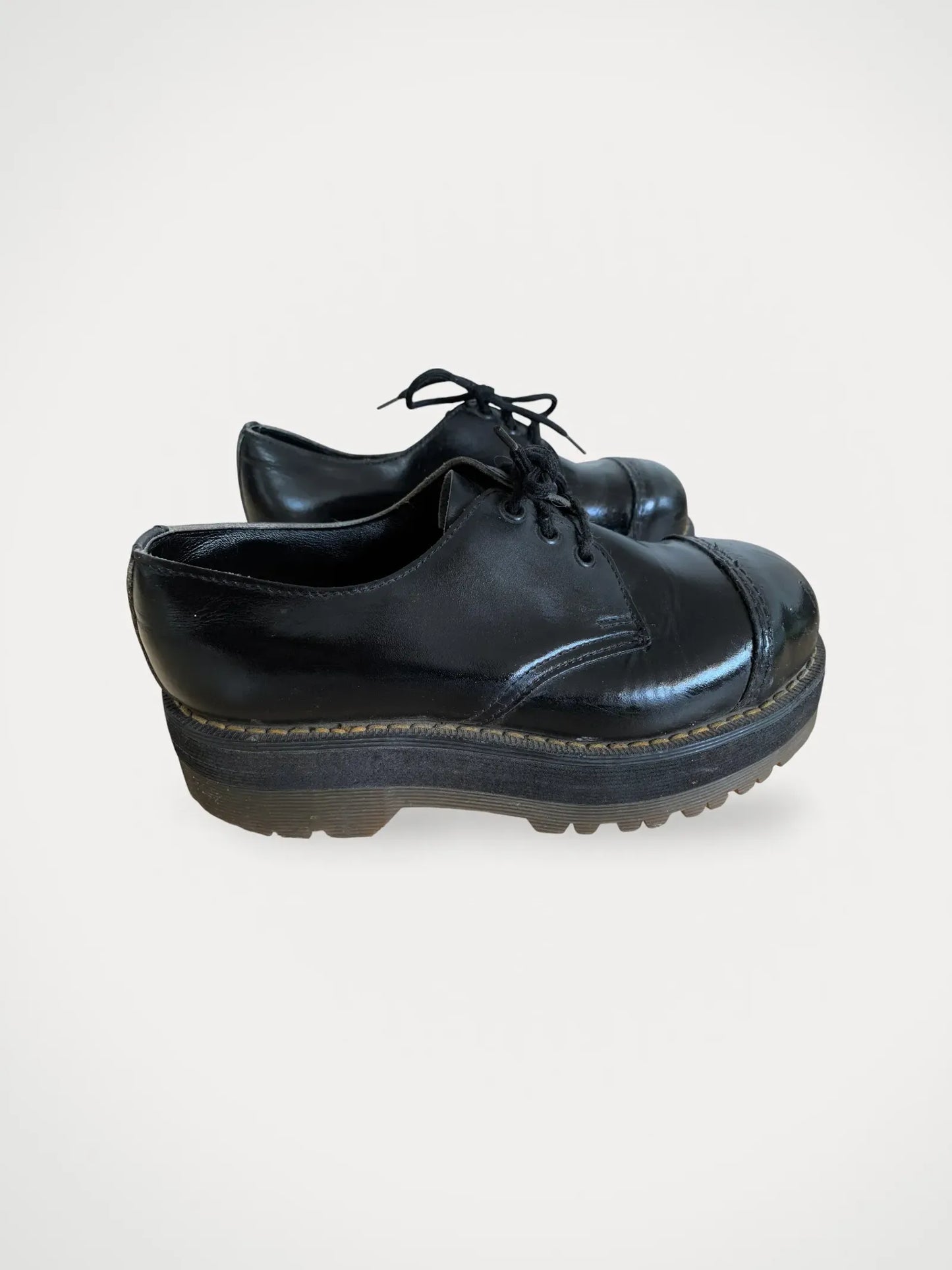 Dr. Martens Platå-skinnloafers