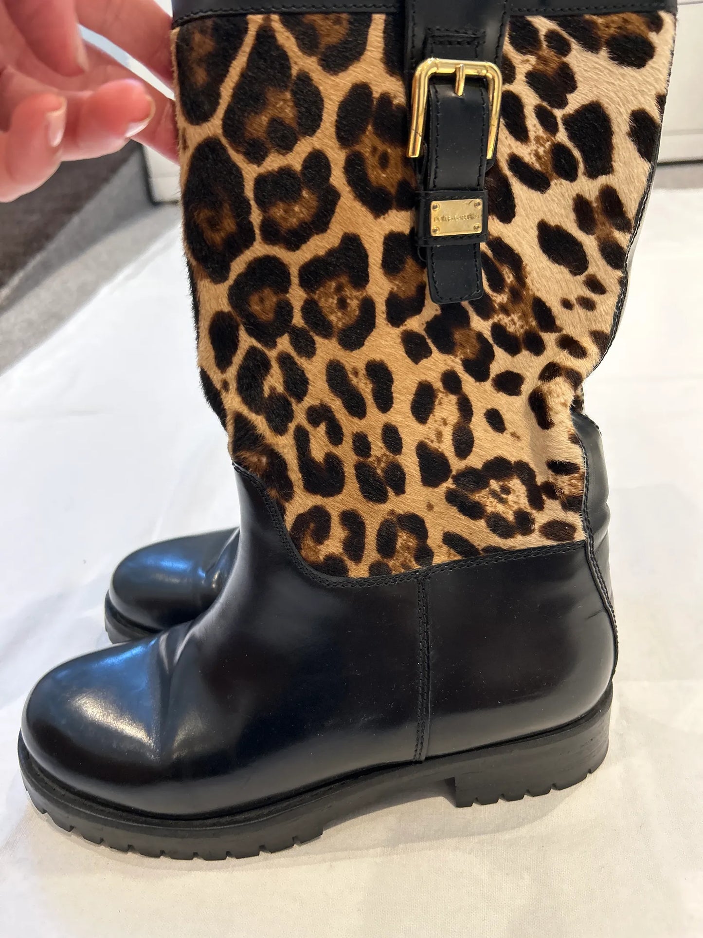 Dolce & Gabbana Mid Calf Leopard-skinnboots