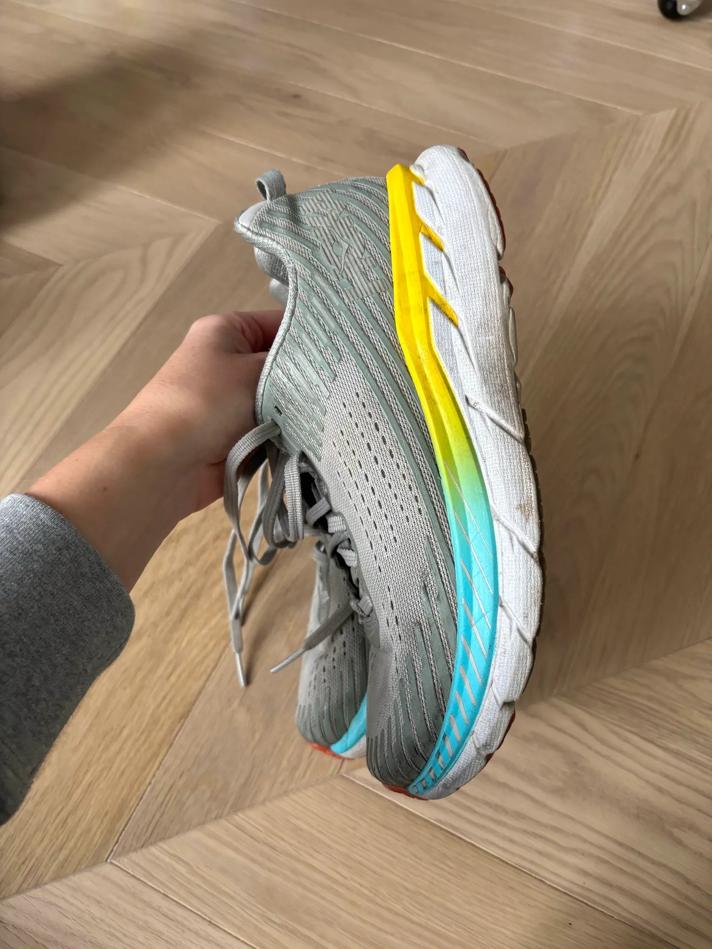 HOKA Sneakers