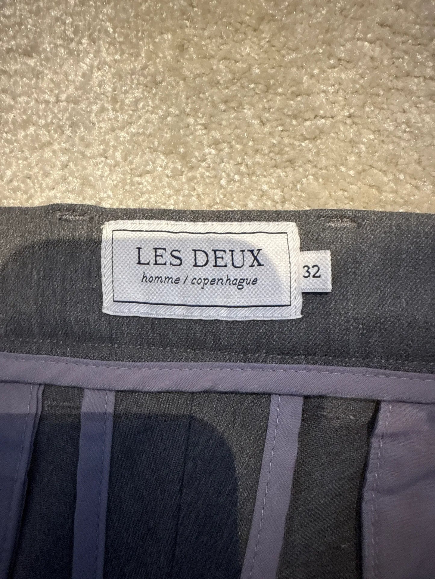 Les Deux Trousers