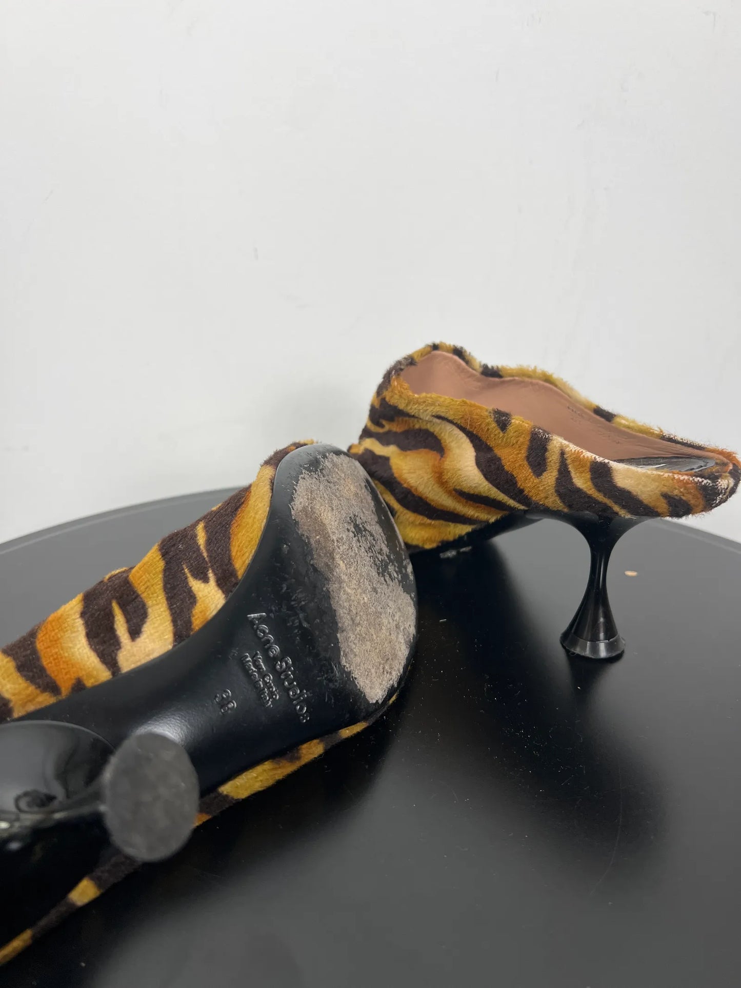 Acne Studios Tiger print mules-skinnklackar